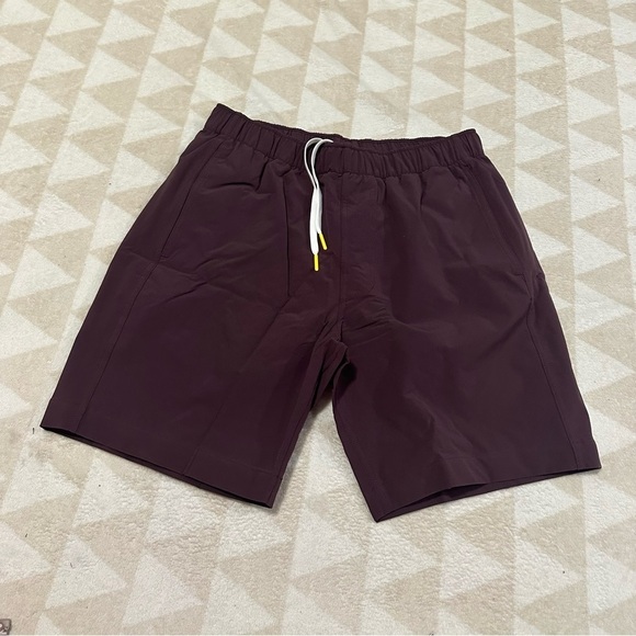 NWOT Oliver’s apparel all over shorts dark crimson lined - Picture 1 of 1
